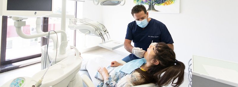 Dental France - Clinica dentara pentru adulti si copii, Voluntari