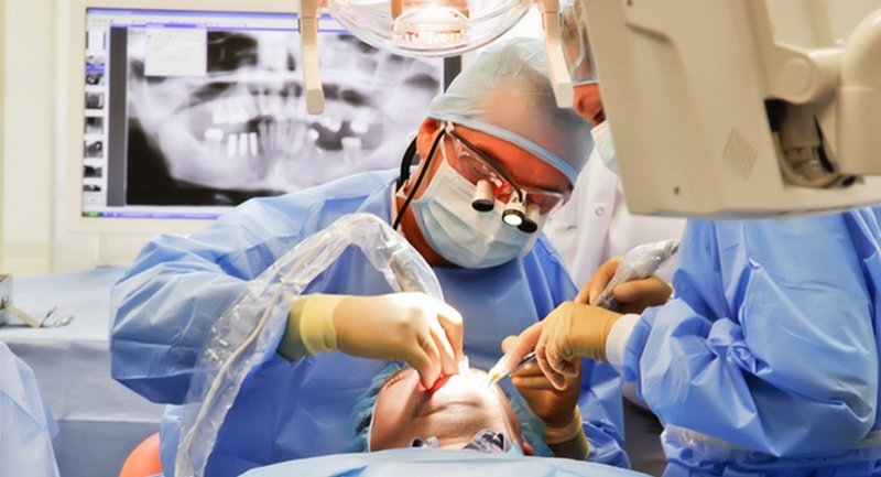 Dental France - Clinica dentara pentru adulti si copii, Voluntari